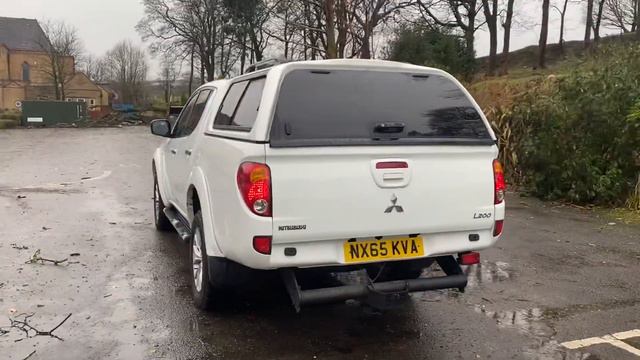 2015/65 Mitsubishi L200 4Life - No VAT! смотреть онлайн