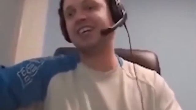 "ПОЕТ" Я ПОСАДИЛ ДЕРЕВО | ARTHAS / ПАПИЧ / ВЕЛИЧАЙШИЙ | НА ВСЕ СЛУЧАИ ЖИЗНИ смотреть онлайн