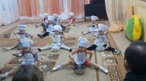 Танец Маленьких Поварят! Забавные Детишки!