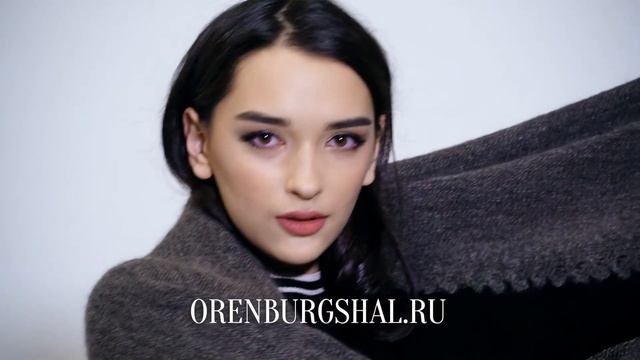 Большой серый пуховый плед от компании "ОренбургШаль" смотреть онлайн