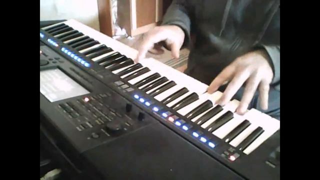 SURF and rockabilly (название музыки не знаю,что то по памяти наиграл) Yamaha psr sx 700 смотреть онлайн