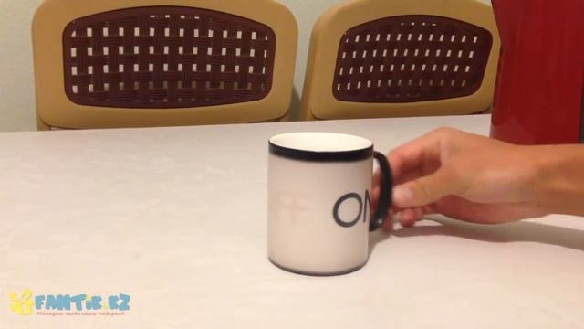 Кружка-хамелеон On/Off смотреть онлайн