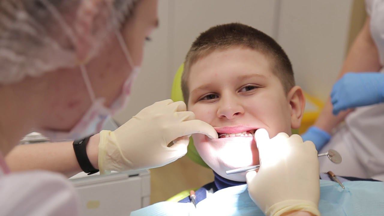 Приём детского стоматолога-ортодонта смотреть онлайн