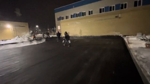 Укладка нижнего слоя асфальта. Ноябрь 2023. Отдел полиции «Верхнеуслонский» смотреть онлайн