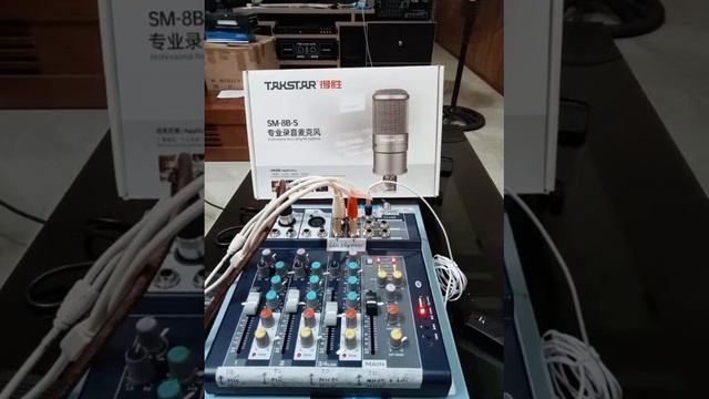 Mixer F4 & Mic Sm8b. смотреть онлайн