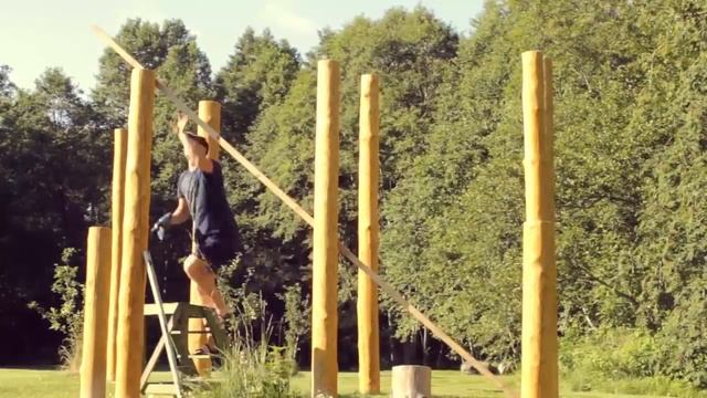 ✔ Building an Outdoor Gym / Workout Park ( Timelapse ) смотреть онлайн