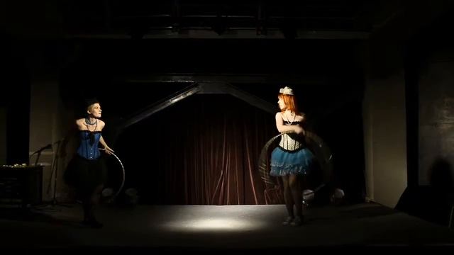 Парный номер с обручем, Лена-Рита (дебют) смотреть онлайн