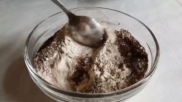 Пирог "Вулкан" с кремом из вареной сгущенки смотреть онлайн
