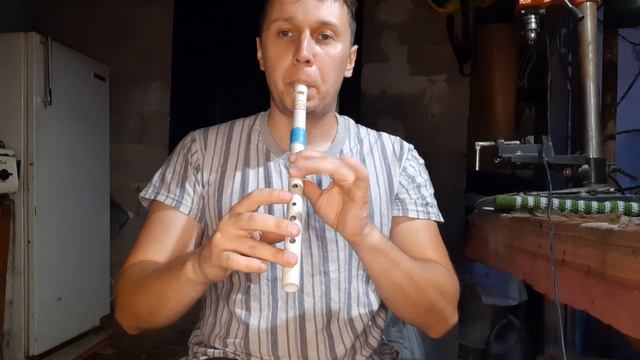 Тин Вистл в Си-бемолеРазборный из веника