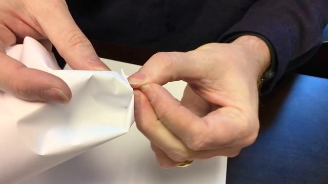 How to Make a Record Player with ONLY Paper, a Pencil and a Needle! смотреть онлайн