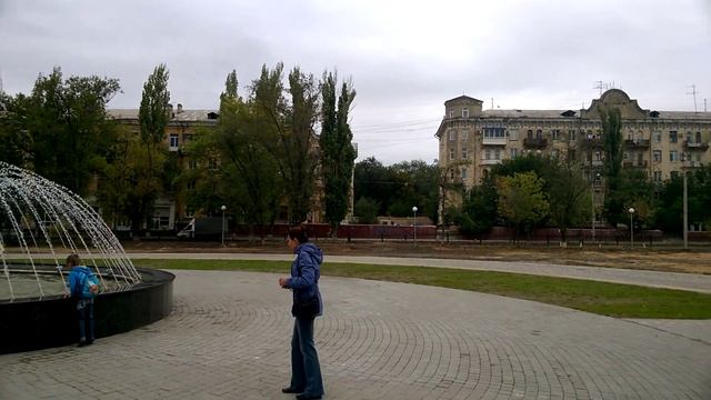 Новый фонтан на Красном Октябре.