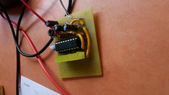 Индикатор сигнала на LM3914 смотреть онлайн