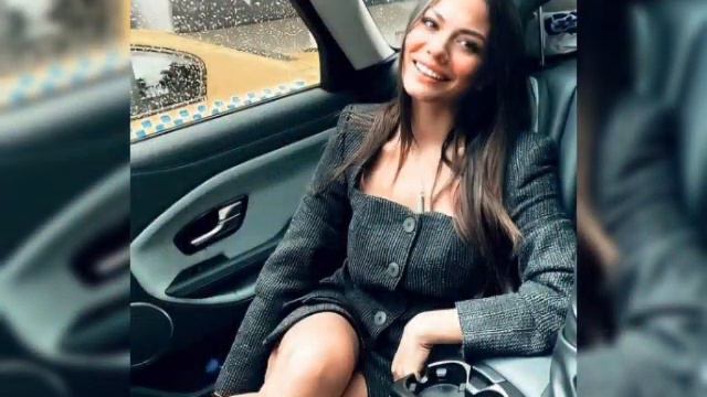 Can Yaman and Demet Özdemir смотреть онлайн