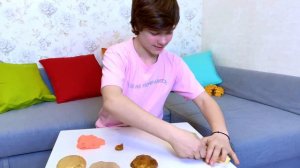 Дети и папа  - Андрей хочет играть Ваня мешает