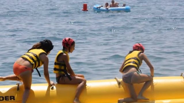 BANANA MALGRAT 2013 смотреть онлайн