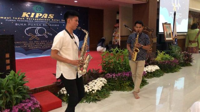 Damai Bersamamu - Chrisye (Saxophone Cover) смотреть онлайн