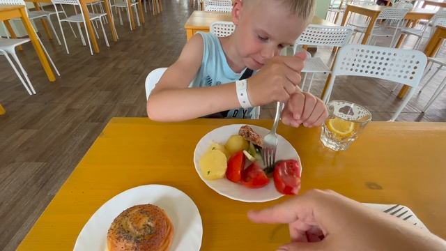 ДИАБЕТ-ВЛОГ: что едим на отдыхе / какие сахара смотреть онлайн