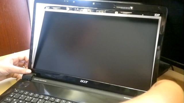 Своими руками - установка новой матрицы на ноутбук ACER смотреть онлайн