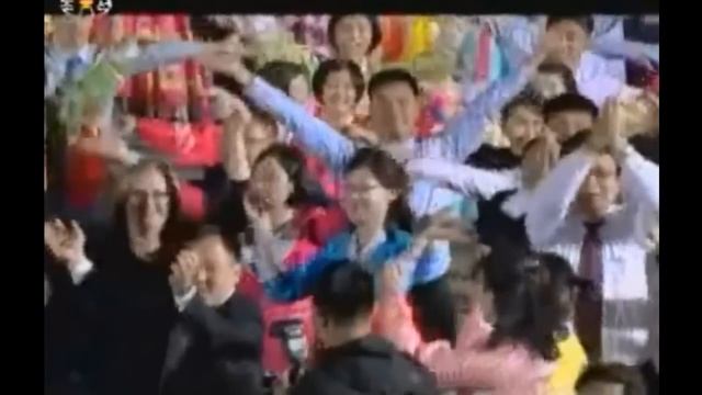 Северная Корея 2017 апрель вечерние гуляния №5 2017年4月 北朝鮮(без перевода) смотреть онлайн