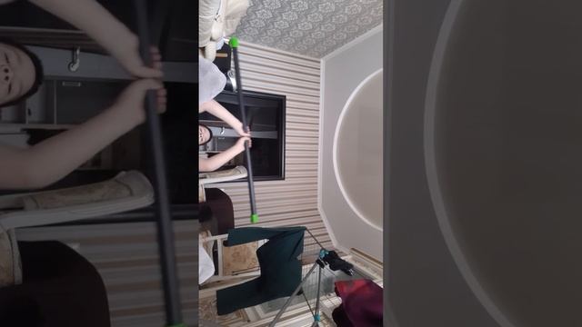 Тренировка на трицепс и бицепс