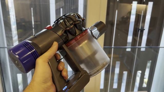 Dyson V8 Absolute Cordless Vacuum review смотреть онлайн