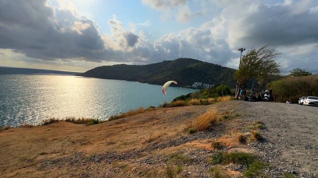 Юг острова Пхукет очень красивый! Смотровая площадка Windmill viewpoint Phuket смотреть онлайн