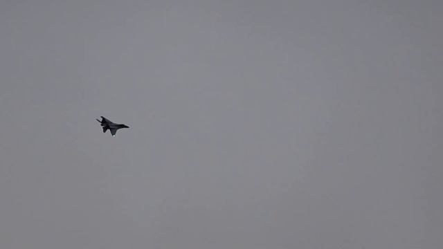 Flying the MiG-29 From an Asphalt Runway!! ✈️ ARC Sant Cugat смотреть онлайн