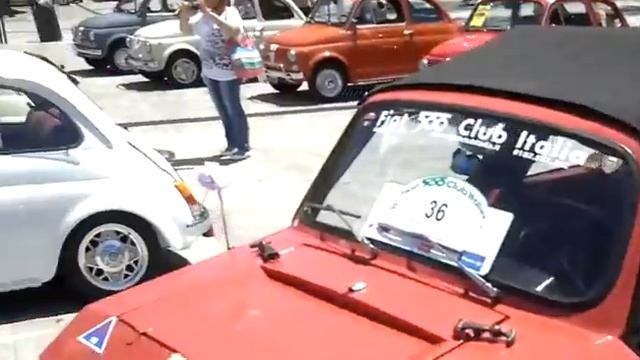 Raduno Fiat 500 d'epoca - Porto Antico di Genova смотреть онлайн