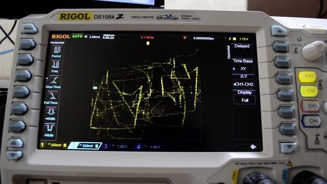 Rigol DS1054Z Oscillofun (00.04.04.01.01) X-Y Mode Full Screen