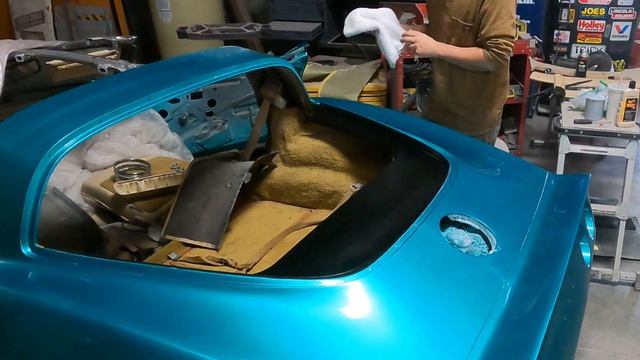 1980 C3 Corvette Completion смотреть онлайн
