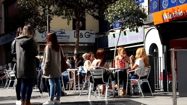 СТОЯК У ВСЕХ НА ВИДУ (ПРАНК) смотреть онлайн