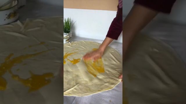 Катпарлы самса. Слоёная самса