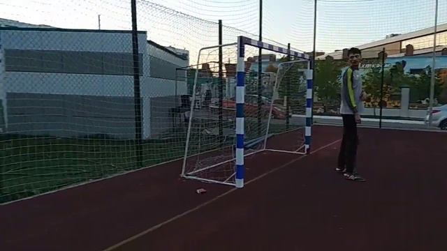 10.05.2019 В мечети Ярдэм. На спортплощадке VID 20190510 190517 смотреть онлайн