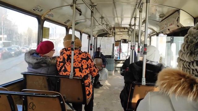 Yekaterinburg: A russian city with new intercity tramline, German buses and horrible courtyards. смотреть онлайн