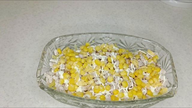 Тауық етінен салат.Жылқы етін қосып дайындаймыз.