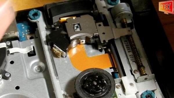 Как заменить лазер на Playstation 2 Slim