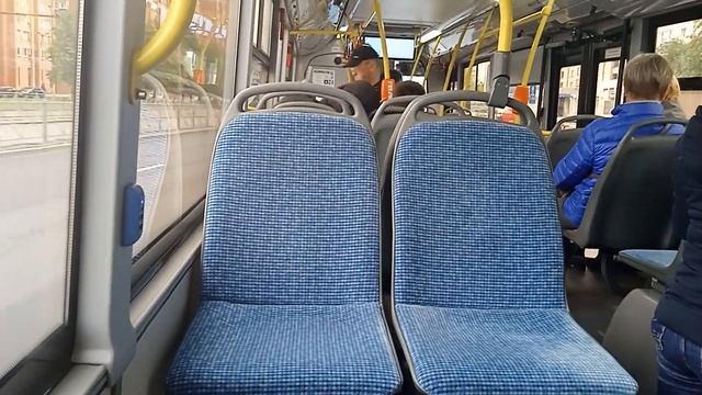 Номер Автобуса Лиаза 2252 ЛиАЗ 5292 Автобус следует по маршруту 143 Проспект художников