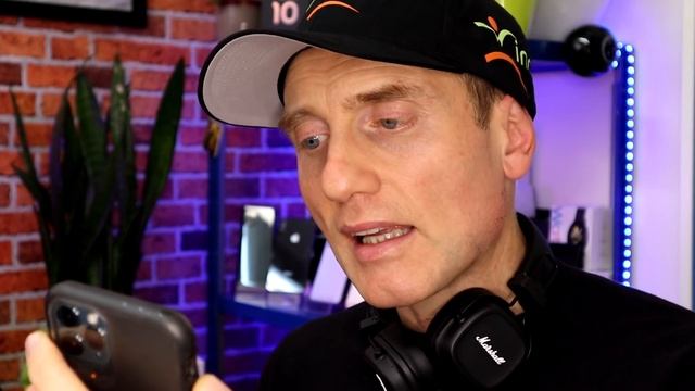 Recensione Cuffie Bluetooth Marshall Major IV : tanta classe ed insuperabile batteria da 80 ore смотреть онлайн