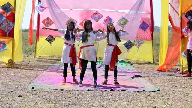Tony Kakkar-tera suit song ||holi dance video||BS DANCE CREW || prayagraj dance video смотреть онлайн