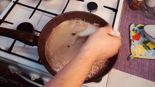 МУЖСКАЯ КУХНЯ ?? ШВЕДСКИЕ ФРИКАДЕЛЬКИ ОТ @PewDiePie ? HOW TO: MAKE SWEDISH MEATBALLS смотреть онлайн