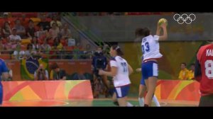 Весь путь олимпийских чемпионок по гандболу