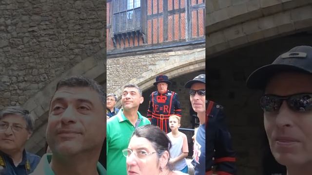 Tower of London Beefeater смотреть онлайн