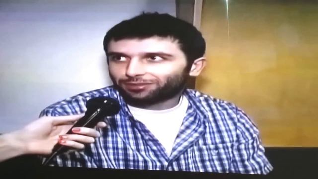 V. Radmanovic interviewed by a model Lili Kozomara смотреть онлайн