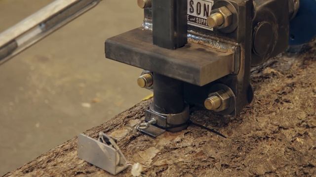 Putting TABs to the test! (Treehouse Attachment Bolts) смотреть онлайн