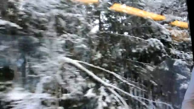 Зимний Шамони. Поездка в поезде. Очень красивый вид из окна! смотреть онлайн