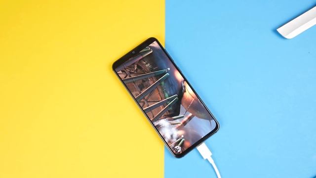 Обзор Xiaomi Mi 9 SE / Стоит ли переплачивать?