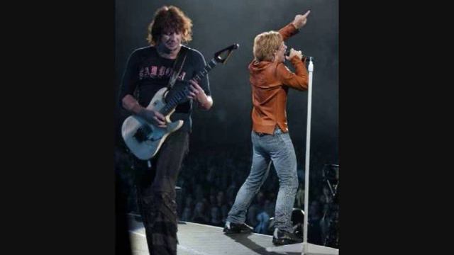 Bon Jovi - Layla by Eric Clapton VERY VERY RARE!! (Acoustic) смотреть онлайн