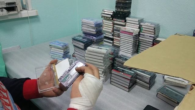 Лот кассет из Японии за 100000 рублей часть 2 из 4, неужели опять будет борода, надо срочно вскрыть смотреть онлайн