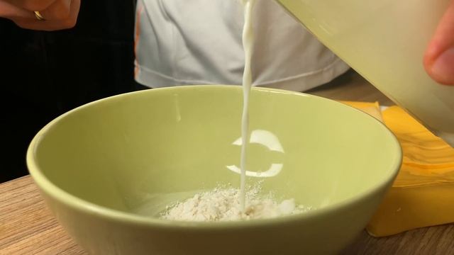 Картошка по деревенски с сырным соусом смотреть онлайн
