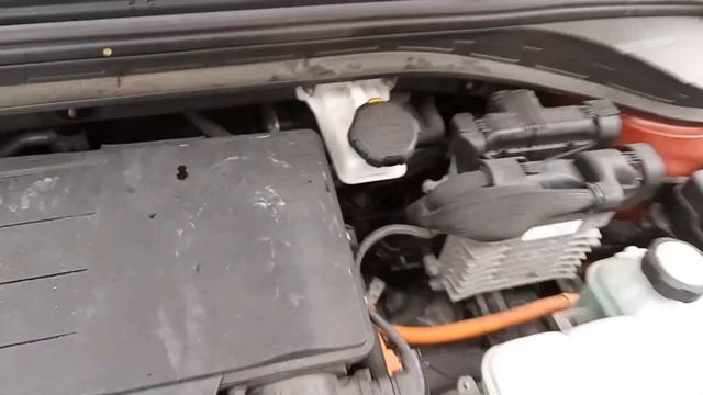 Hyundai Ioniq Check Regenerative Brake System Warning Light смотреть онлайн
